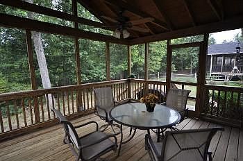 3rd image of 20957 Fowlers Mill Cir