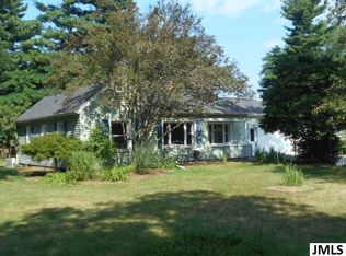 922 Woodbine Blvd, Jackson, MI 49203