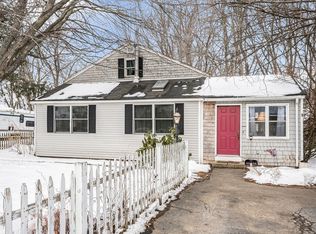 27 Boynton Ln, Seabrook, NH 03874
