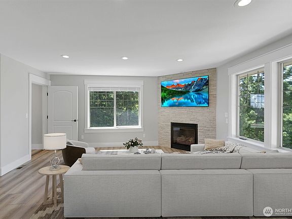 3rd image of 5020 Gold Ridge Lane