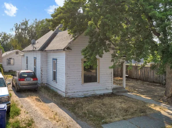 2530 5th St, Baker City, OR 97814