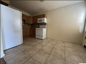 162 Stegman St
