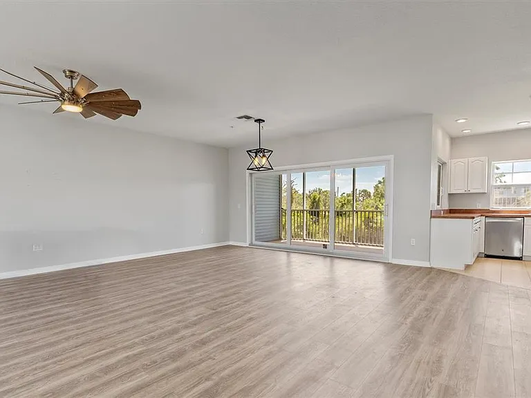 3923 Cape Haze Dr #302 — Photo 51