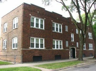 8401 S Essex Ave, Chicago, IL