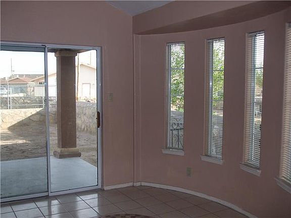 3rd image of 9973 Laurie Jo Ln