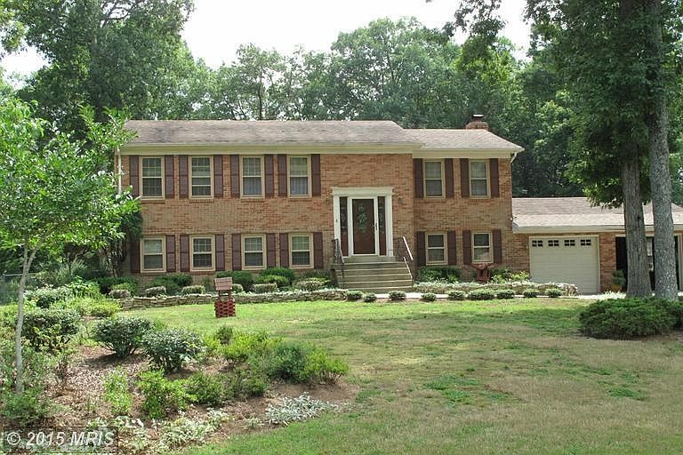 Exterior (Front)