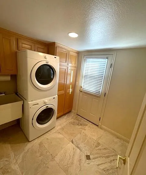 526 Trailridge Dr — Photo 10