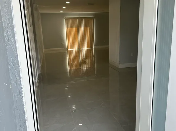 (undisclosed Address), Pt Charlotte, FL 33948