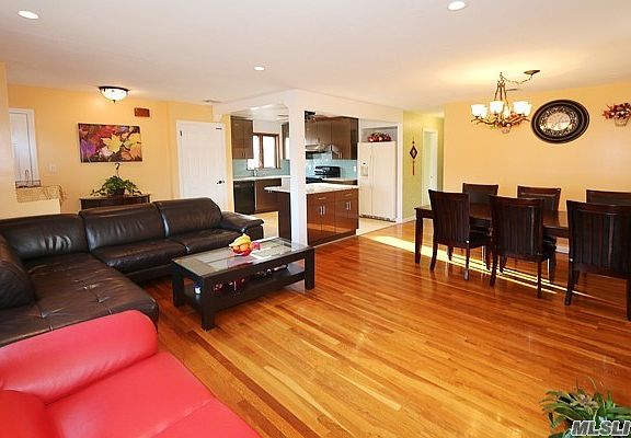 2nd image of 17 North Dr