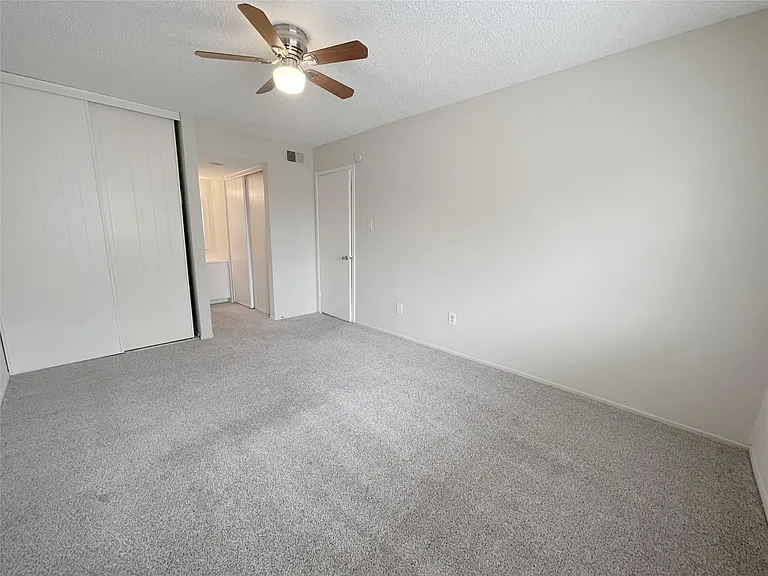 12023 Greenwood Forest Dr #B — Photo 13