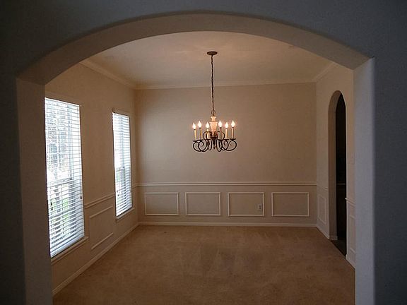 Formal Dining