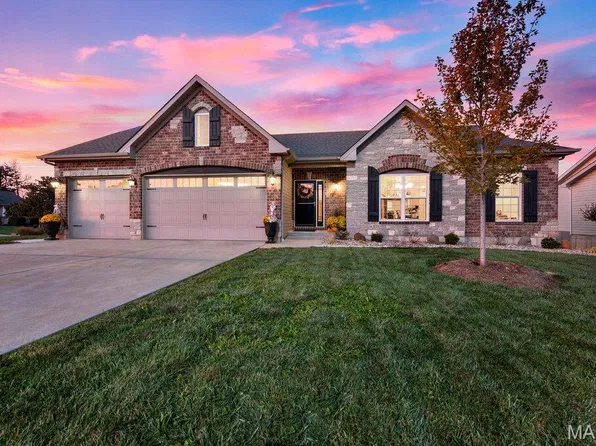222 Austin Oaks Dr, Moscow Mills, MO 63362