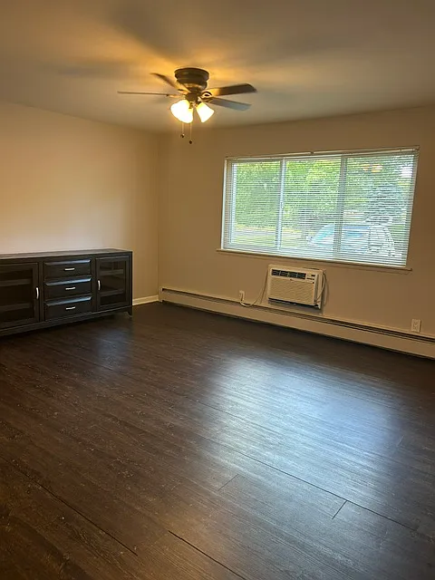 1 bed, 627 sqft, $1,100 — Photo 4