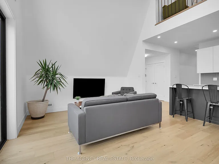 8464 Adams Ct — Photo 11