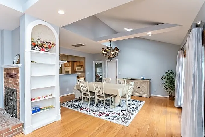 919 Bryant Ave — Photo 39