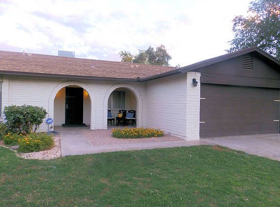 2nd image of 253 E Chilton Dr