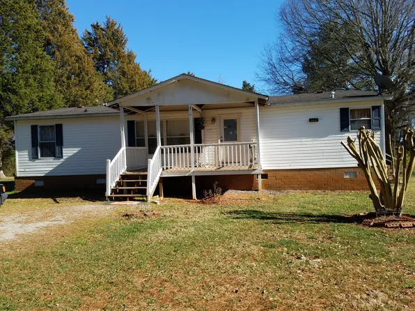 130 Coventry Ln, Mocksville, NC 27028