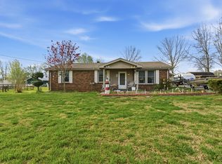 1923 Bluebird Dr, Pleasant View, TN 37146