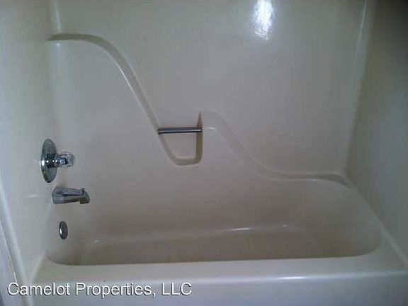 4th image of 1530 Saint Charles Ave #A