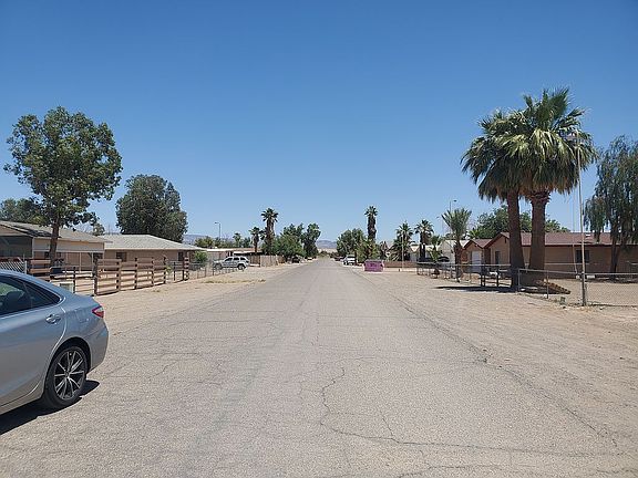 4th image of 2149 E Mustang Dr