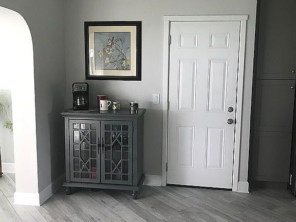 3rd image of 20 Cypress Dr