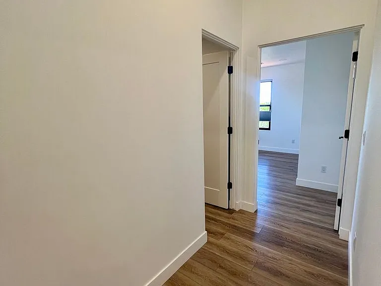 485 Windsong Dr — Photo 29