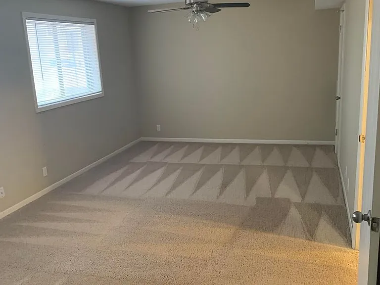 Superior Place Apartments — Photo 72