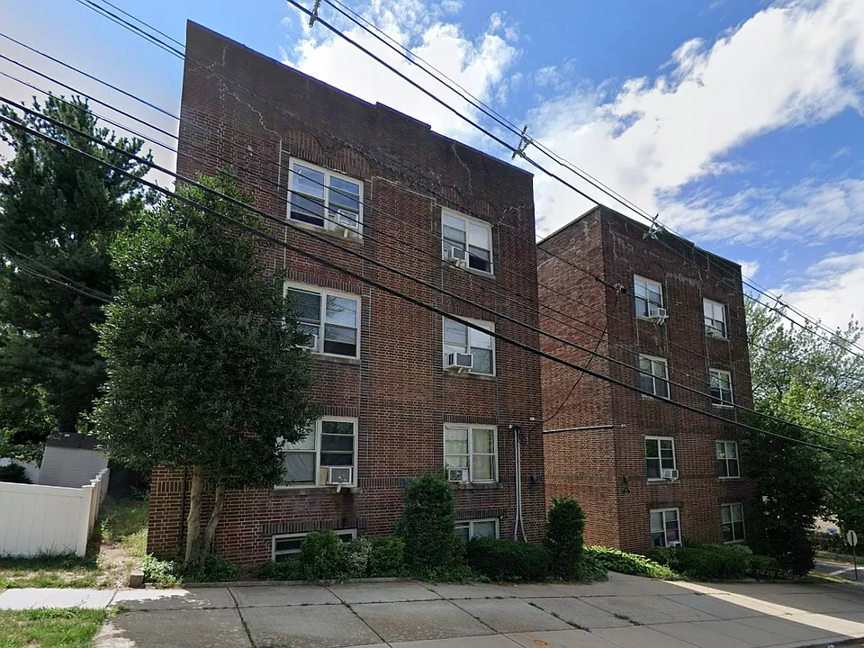 149 Central Ave