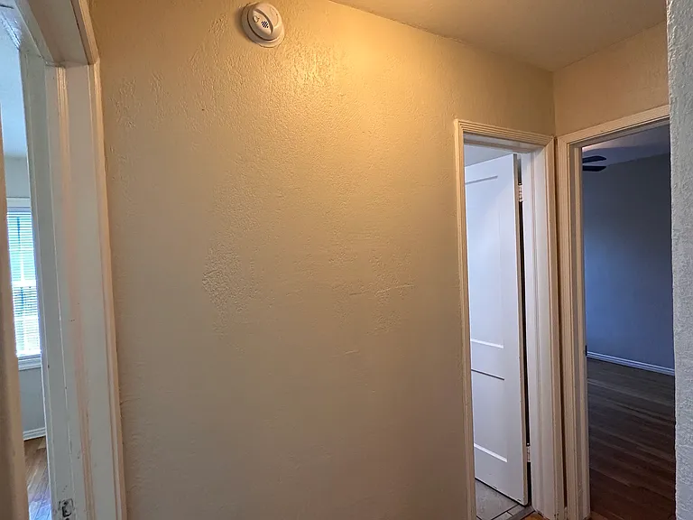 419 S Bleckley Dr — Photo 20