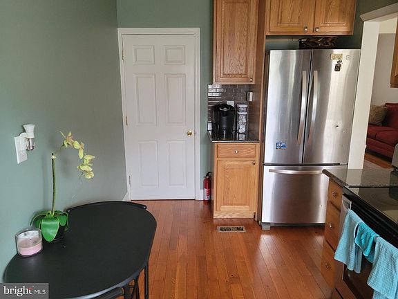 5th image of 213 N Gray Ave