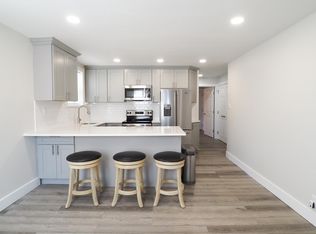 1865 Victory Blvd, Staten Island, NY 10314