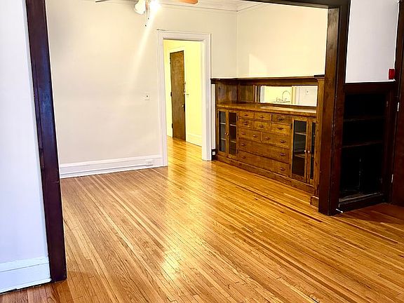 3rd image of 1619 Lagoon Ave S #302