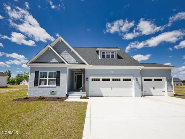 1074 Appaloosa Trail, Grimesland, NC 27837