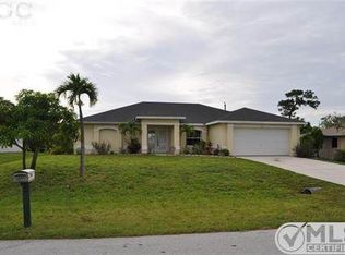 1807 SW 1st Pl, Cape Coral, FL 33991