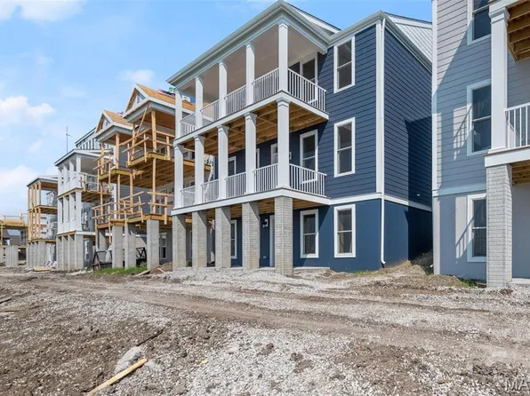 3059 Pirogue St, Saint Charles, MO 63301