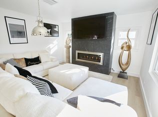 1038 N Crescent Heights Blvd, West Hollywood, CA 90046