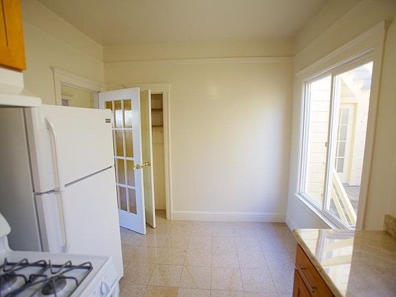 5th image of 686 11th Ave #7