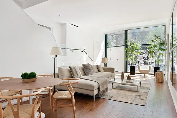 Sold by Corcoran | media 23