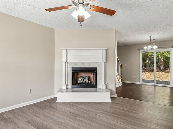 4th image of 3525 Mount View Ridge Dr