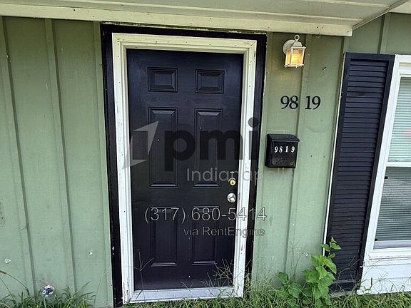 3rd image of 9819 Bishop Ct