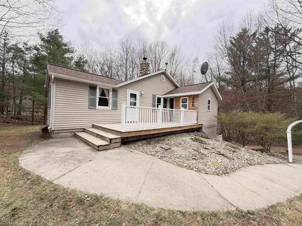 2790 Gilroy Trl, Harrison, MI 48625
