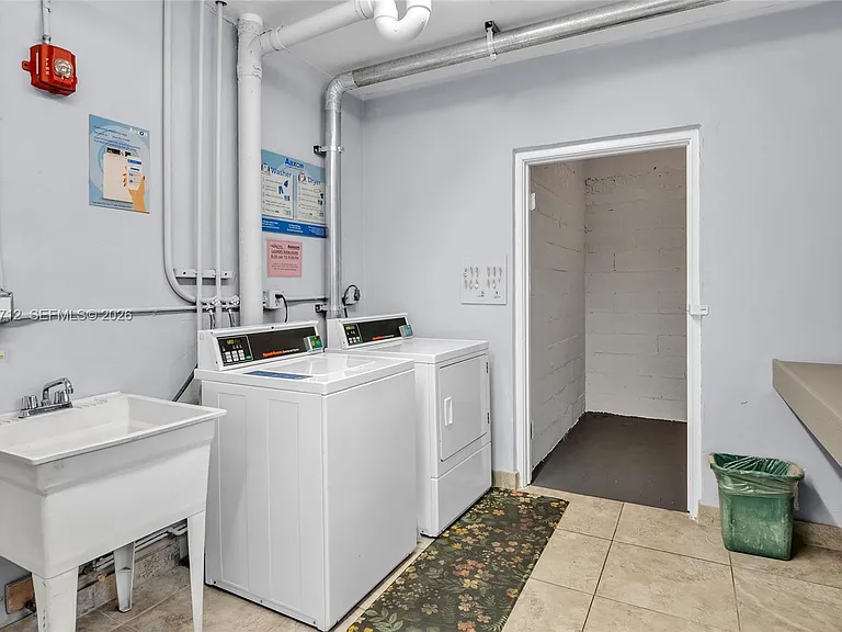 1000 NE 14th Ave #503 — Photo 11