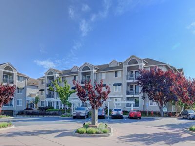 1982 W Bayshore Rd APT 235, East Palo Alto, CA, 94303