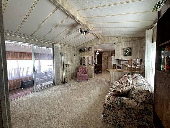 4th image of 902 Legion Ave