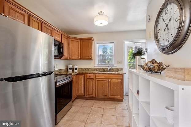 1st image of 7918 Martha Washington St #3