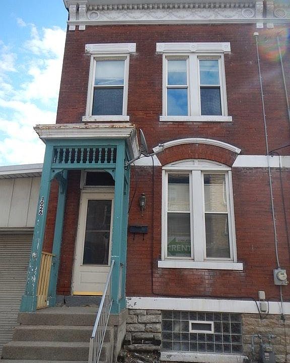 1st image of 1026 Ross Ave