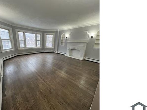 8251 S Drexel Ave #3