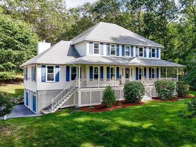 1 Crestwood Drive, Hudson, NH, 03051
