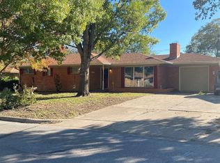 904 Maxwell St NW, Ardmore, OK 73401