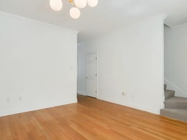 2210 Christian St #11 — Photo 6
